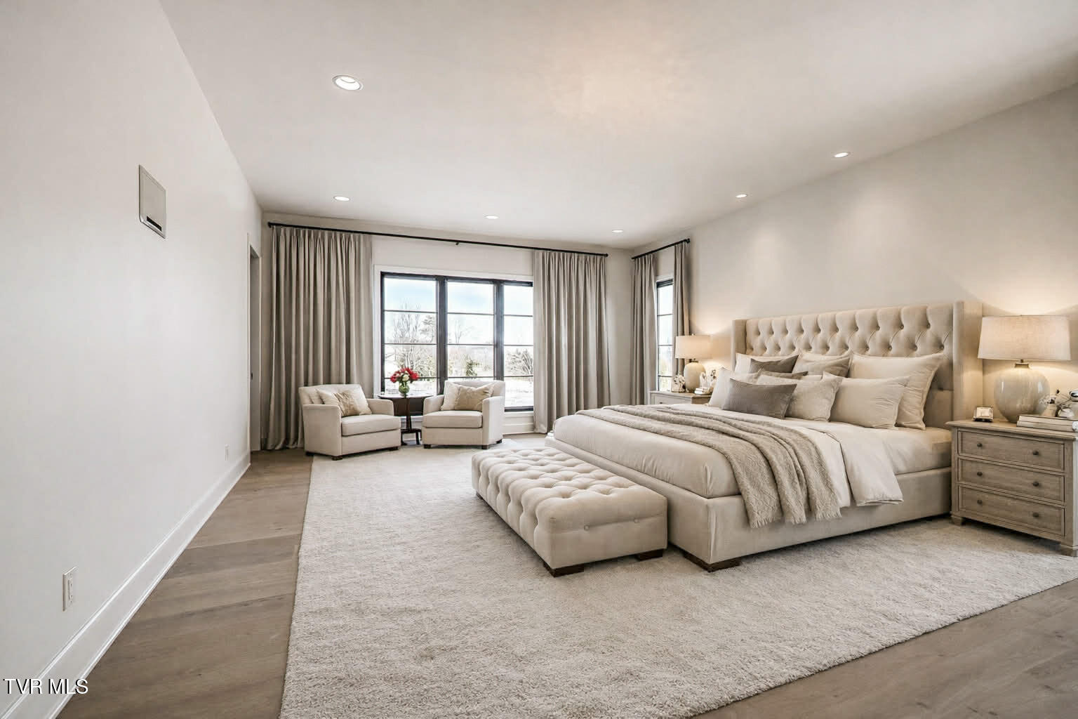 18213 Old Jonesboro Road Bristol, VA 24202 - Photo 37 of 75 Old Jboro Interior Staging GUnit-18