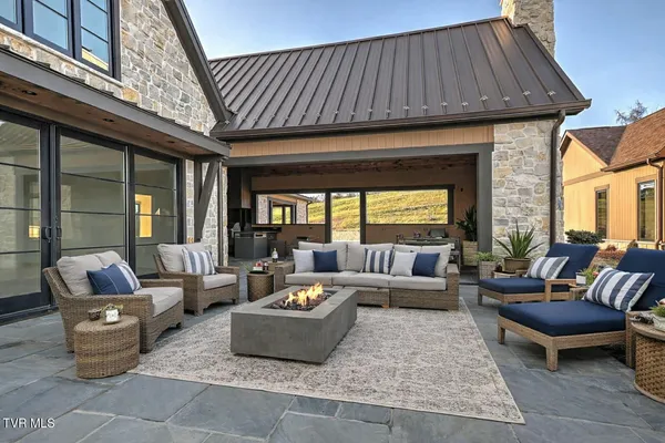 $5,555,555 | 18213 Old Jonesboro Road, Bristol, VA 24202