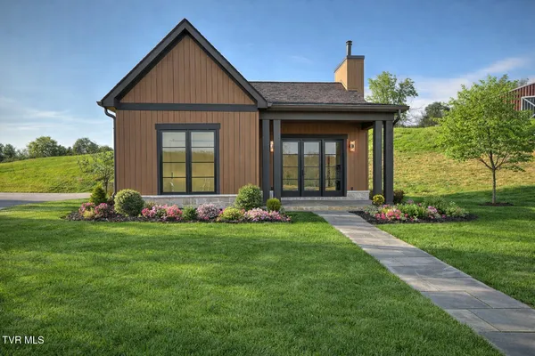 $5,555,555 | 18213 Old Jonesboro Road, Bristol, VA 24202