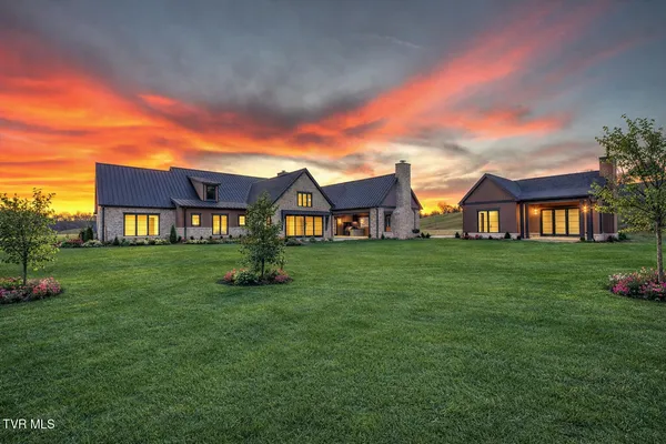 $5,555,555 | 18213 Old Jonesboro Road, Bristol, VA 24202