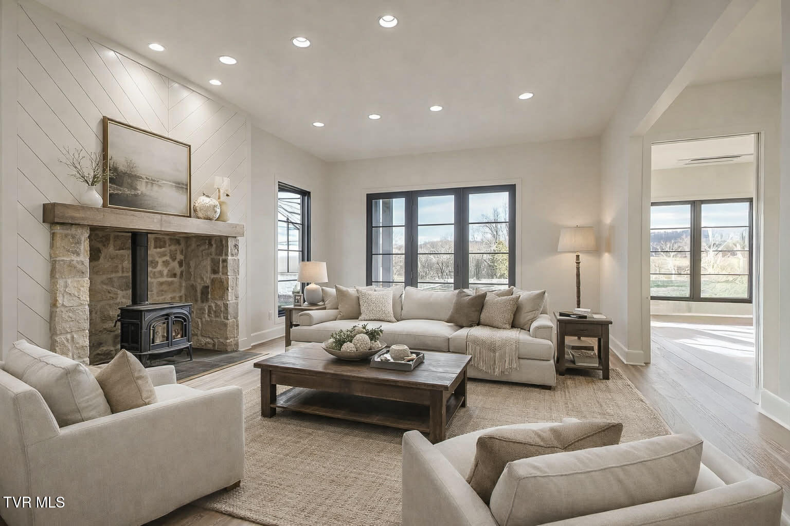 18213 Old Jonesboro Road Bristol, VA 24202 - Photo 60 of 75 Old Jboro Interior Staging GUnit-8