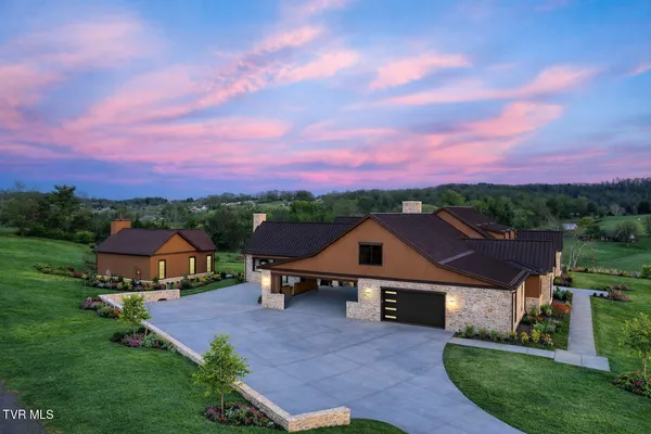 $5,555,555 | 18213 Old Jonesboro Road, Bristol, VA 24202