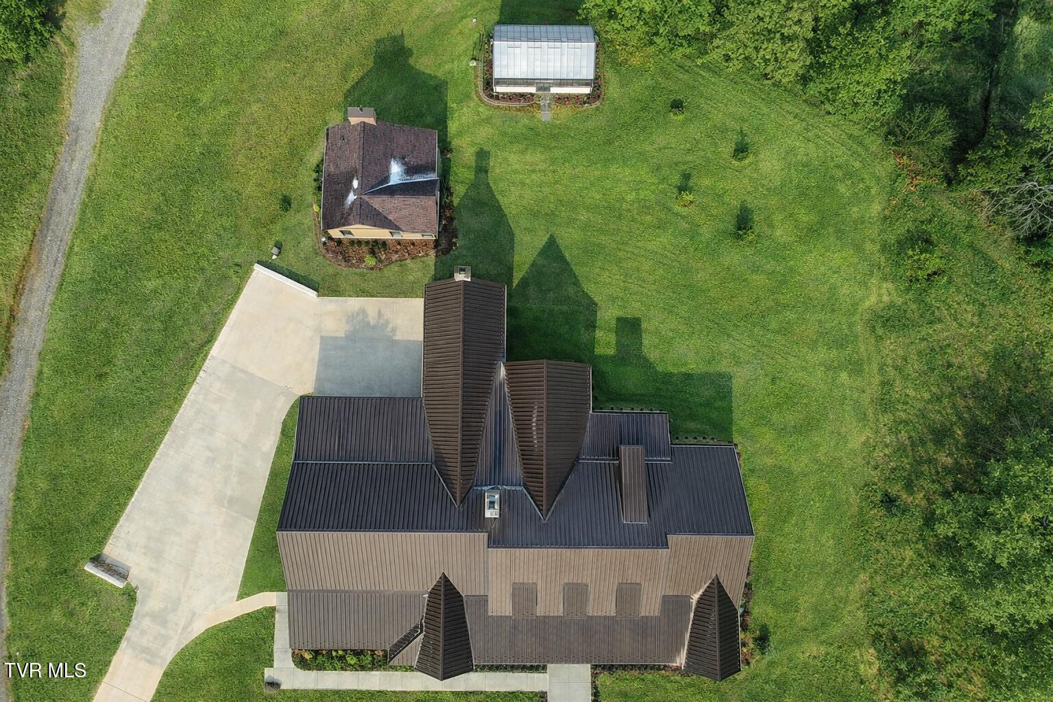 18213 Old Jonesboro Road Bristol, VA 24202 - Photo 70 of 75 image00001