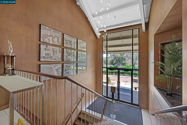 $424,900 | 420 North Civic Drive, Unit 403, Walnut Creek, CA 94596