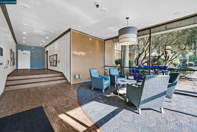 $424,900 | 420 North Civic Drive, Unit 403, Walnut Creek, CA 94596