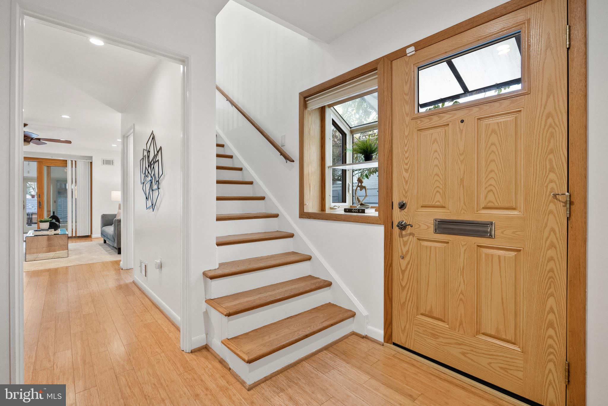4854 Reservoir Road Northwest Washington, DC 20007 - Photo 5 of 53 Front door foyer