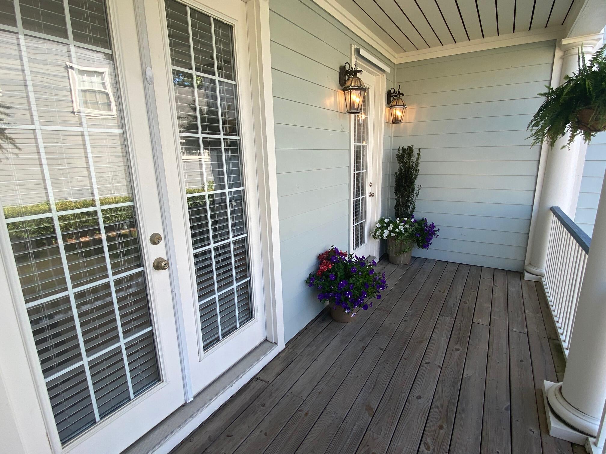 1444 Clancy Road Mount Pleasant, SC 29466 - Photo 21 of 33 Front Porch