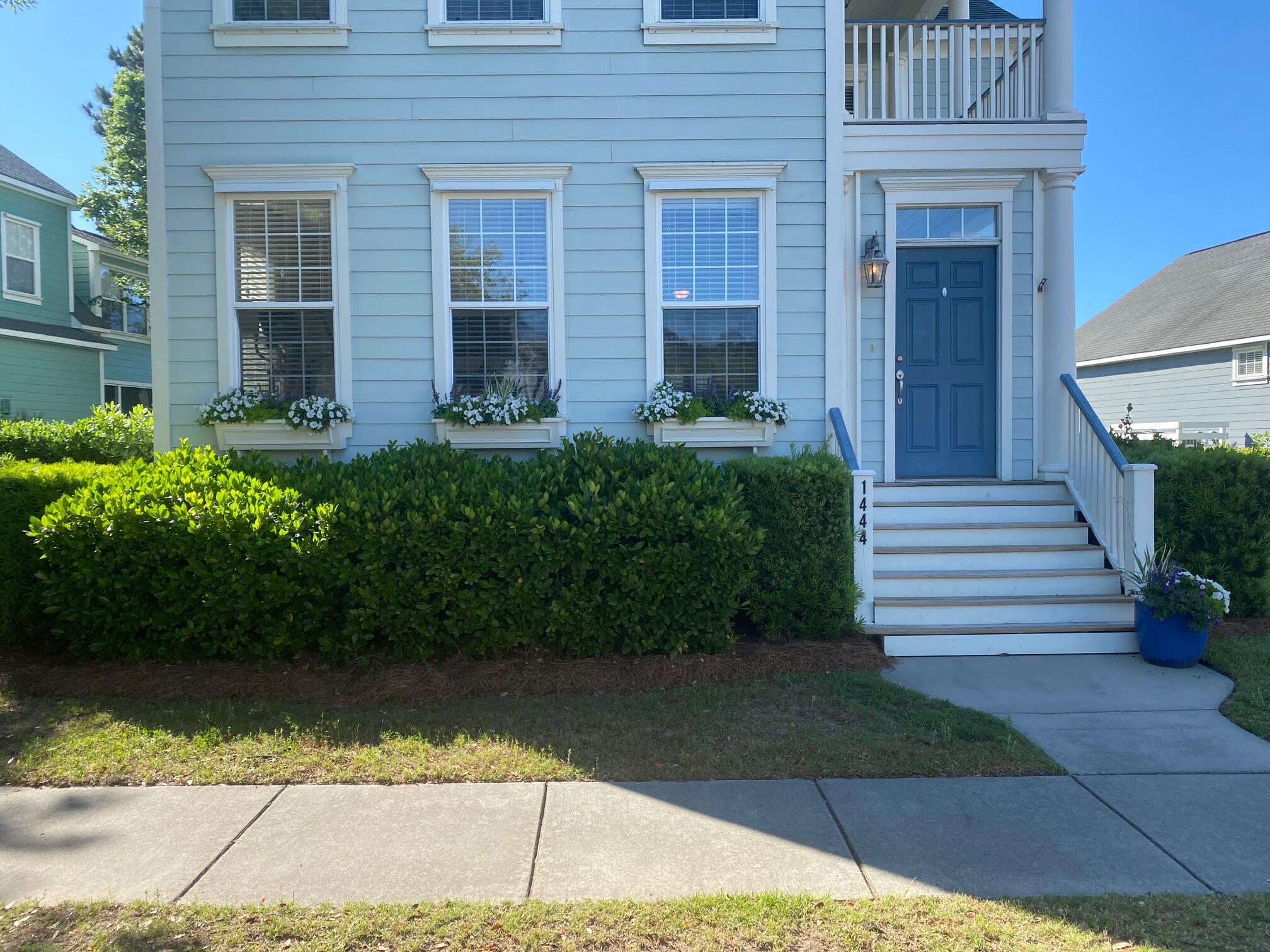 1444 Clancy Road Mount Pleasant, SC 29466 - Photo 23 of 33 Front
