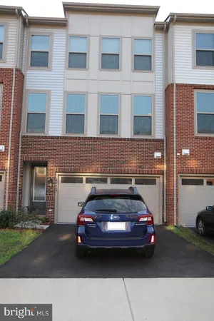 $3,350 | 42409 Dogwood Square, Sterling, VA 20166