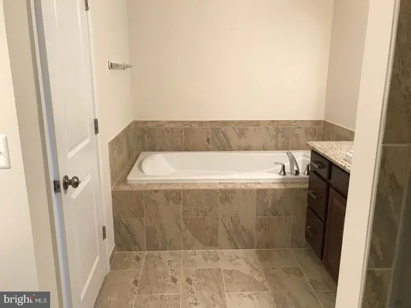 $3,350 | 42409 Dogwood Square, Sterling, VA 20166