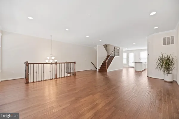 $3,350 | 42409 Dogwood Square, Sterling, VA 20166