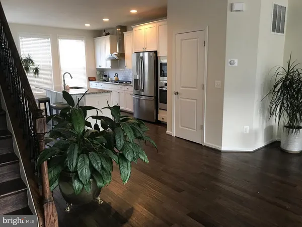 $3,350 | 42409 Dogwood Square, Sterling, VA 20166