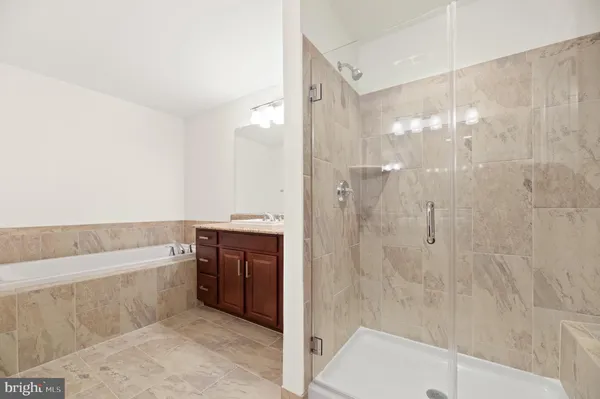 $3,350 | 42409 Dogwood Square, Sterling, VA 20166