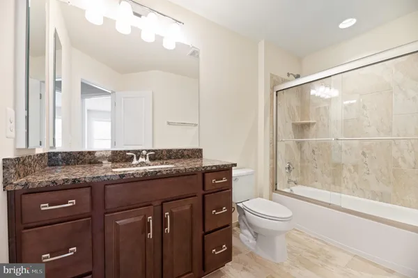 $3,350 | 42409 Dogwood Square, Sterling, VA 20166