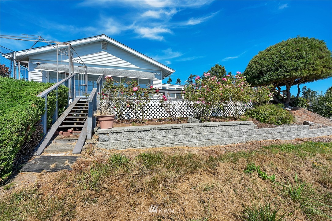 5557 Salish Road Blaine, WA 98230 - Photo 3 of 25 Gallery Image 3