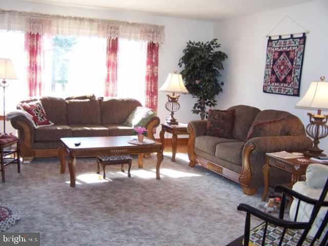 242 Dimpsey Road Halifax, PA 17032 - Photo 4 of 12 Gallery Image 4