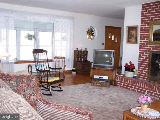 242 Dimpsey Road Halifax, PA 17032 - Photo 5 of 12 Gallery Image 5