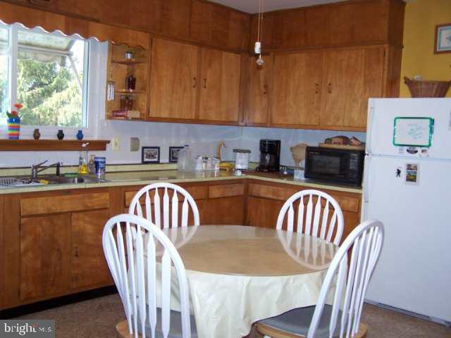 242 Dimpsey Road Halifax, PA 17032 - Photo 6 of 12 Gallery Image 6