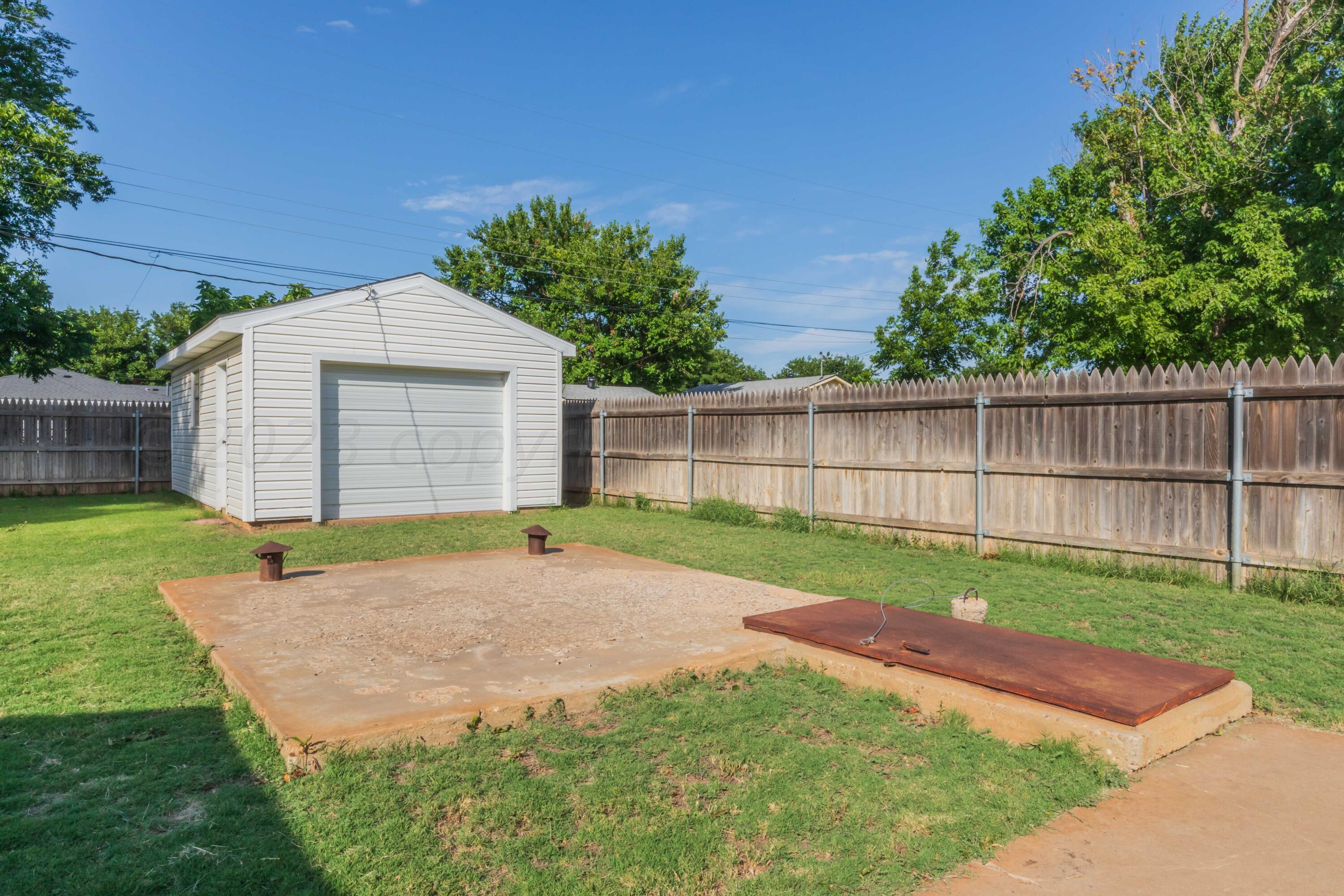 2819 Armand Street Amarillo, TX 79110 - Photo 41 of 42 BACKYARD VIEW 2