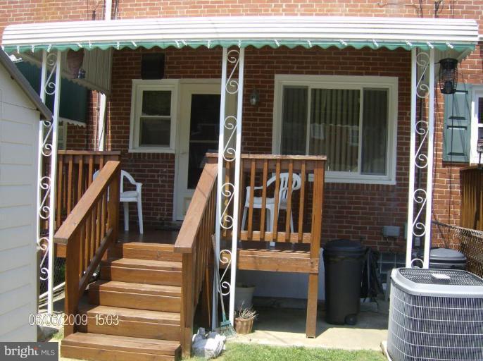 2138 Vailthorn Road Middle River, MD 21220 - Photo 18 of 21 Back yard