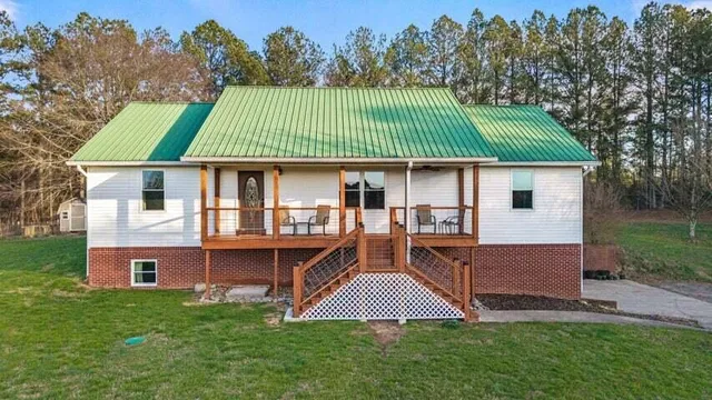 $635,000 | 1535 Hughes Lake Road Southeast, Cleveland, TN 37323