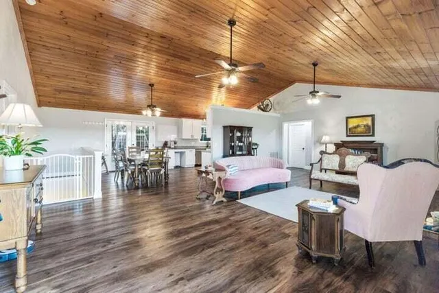 $635,000 | 1535 Hughes Lake Road Southeast, Cleveland, TN 37323