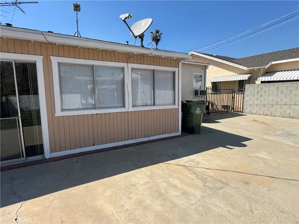 $3,300 | 1012 South 2nd Street, Alhambra, CA 91801