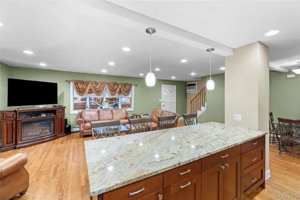 $819,000 | 2632 Montauk Avenue, Merrick, NY 11566