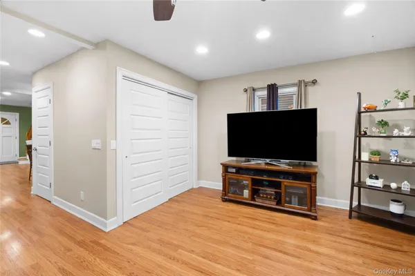 $819,000 | 2632 Montauk Avenue, Merrick, NY 11566