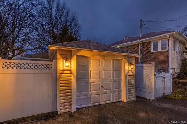 $819,000 | 2632 Montauk Avenue, Merrick, NY 11566