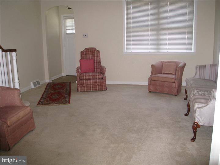 7104 Souder Street Philadelphia, PA 19149 - Photo 3 of 13 Living Room