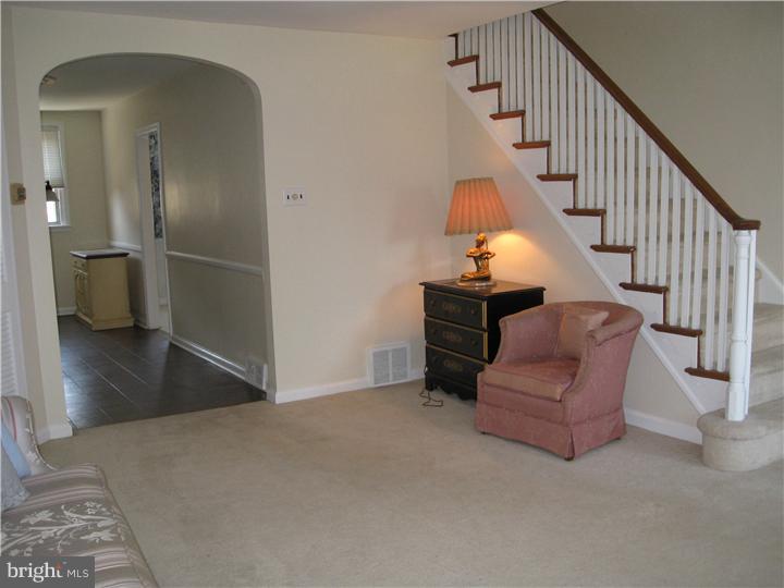 7104 Souder Street Philadelphia, PA 19149 - Photo 4 of 13 Living Room