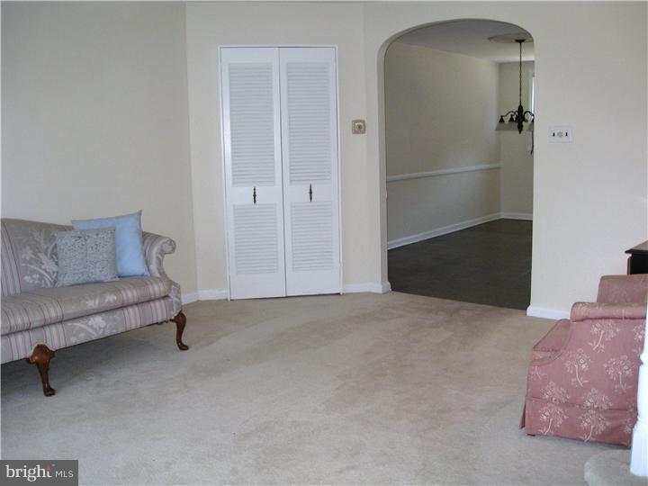 7104 Souder Street Philadelphia, PA 19149 - Photo 5 of 13 Living Room