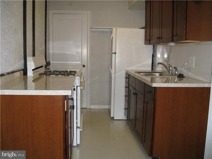 7104 Souder Street Philadelphia, PA 19149 - Photo 8 of 13 Kitchen