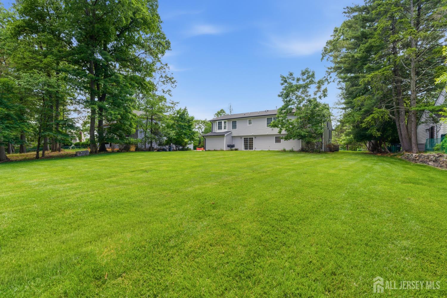 6 Whitewood Road Edison, NJ 08820 - Photo 33 of 37