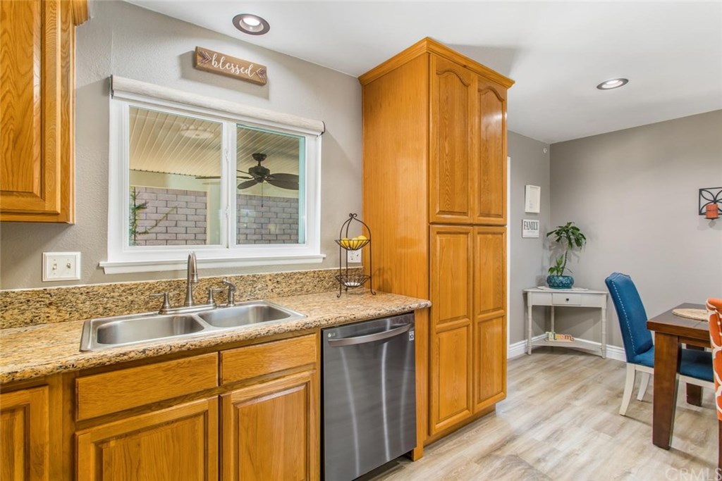 2745 Westridge Road Riverside, CA 92506 - Photo 13 of 29