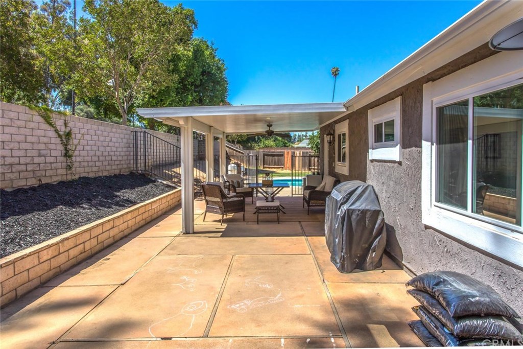 2745 Westridge Road Riverside, CA 92506 - Photo 24 of 29