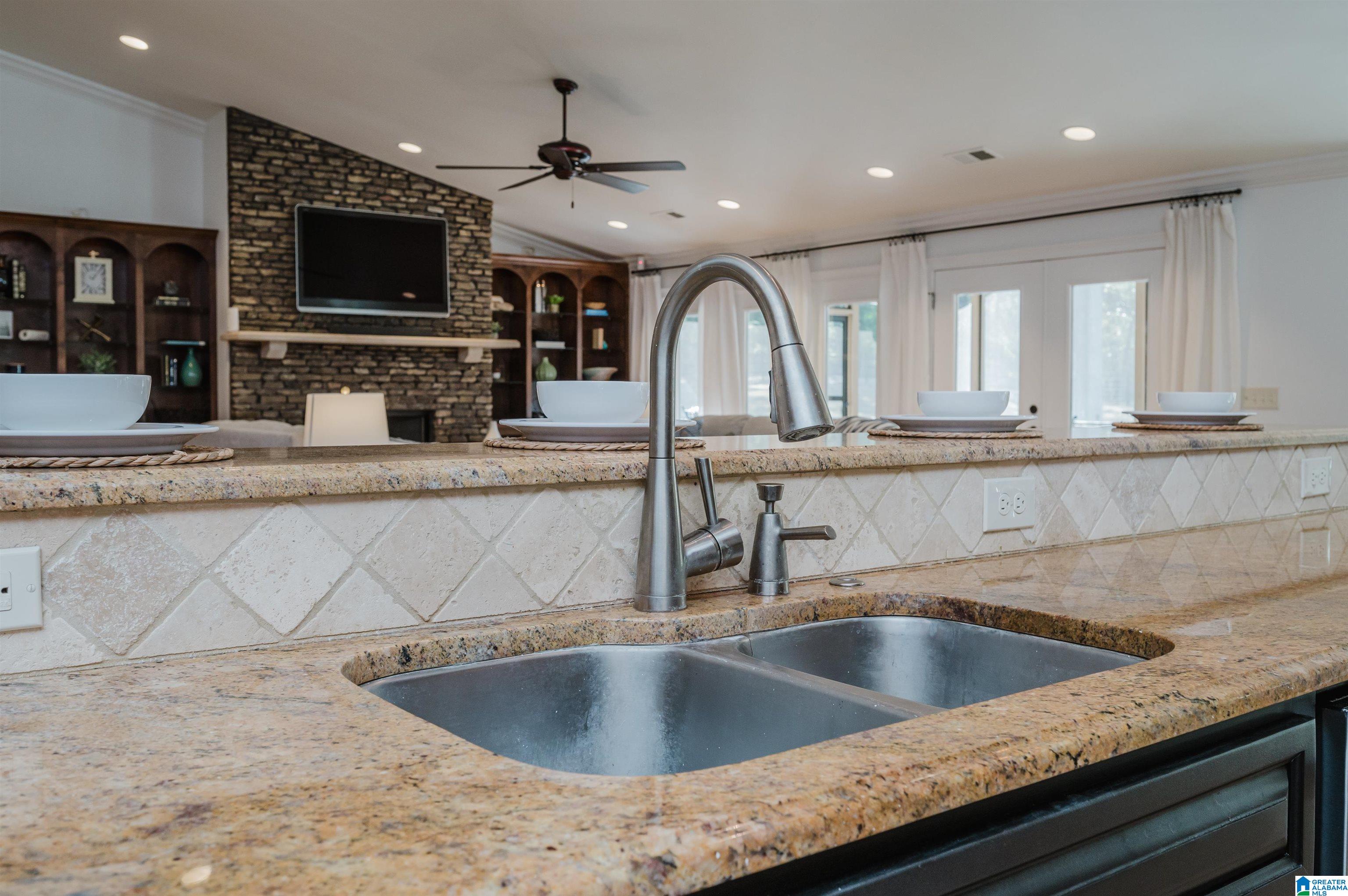 830 Valley View Road Pelham, AL 35124 - Photo 22 of 78