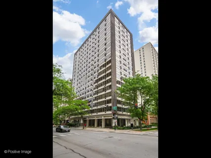 $229,000 | 360 West Wellington Avenue, Unit 3C, Chicago, IL 60657