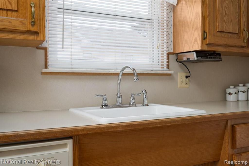 210 South Campbell Road Royal Oak, MI 48067 - Photo 10 of 25