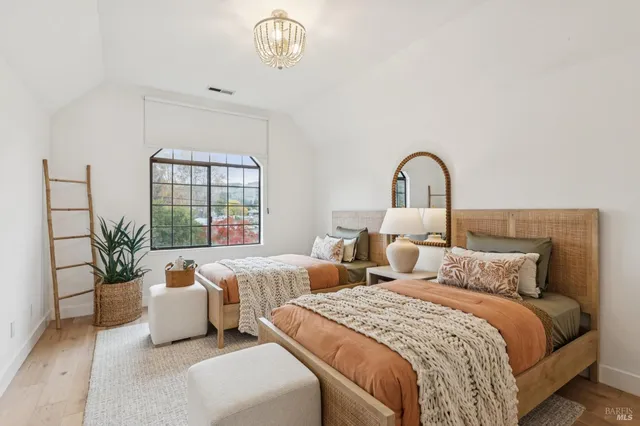 $1,350,000 | 93 Ashford Avenue, Mill Valley, CA 94941