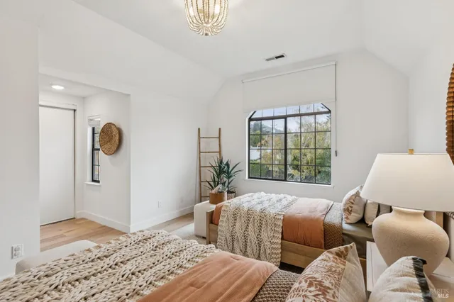 $1,350,000 | 93 Ashford Avenue, Mill Valley, CA 94941