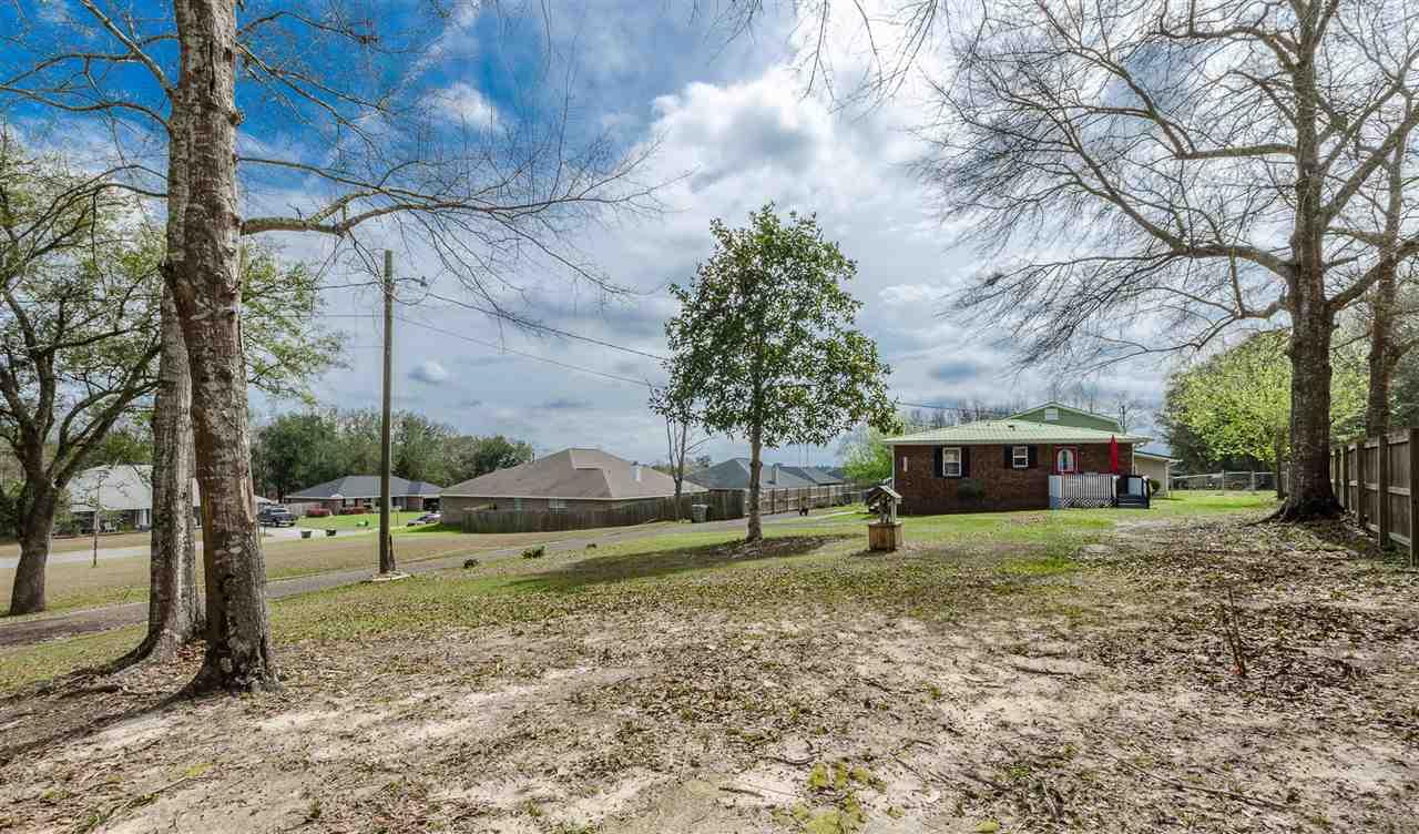 1301 Williams Ditch Road Cantonment, FL 32533 - Photo 35 of 45