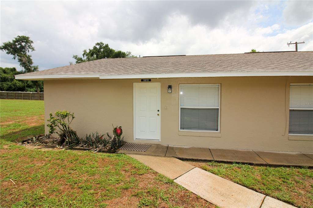 5812 Stokes Road Lakeland, FL 33812 - Photo 3 of 19