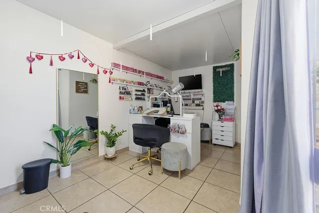 $480,000 | 5390 Karling Place, Palmdale, CA 93552