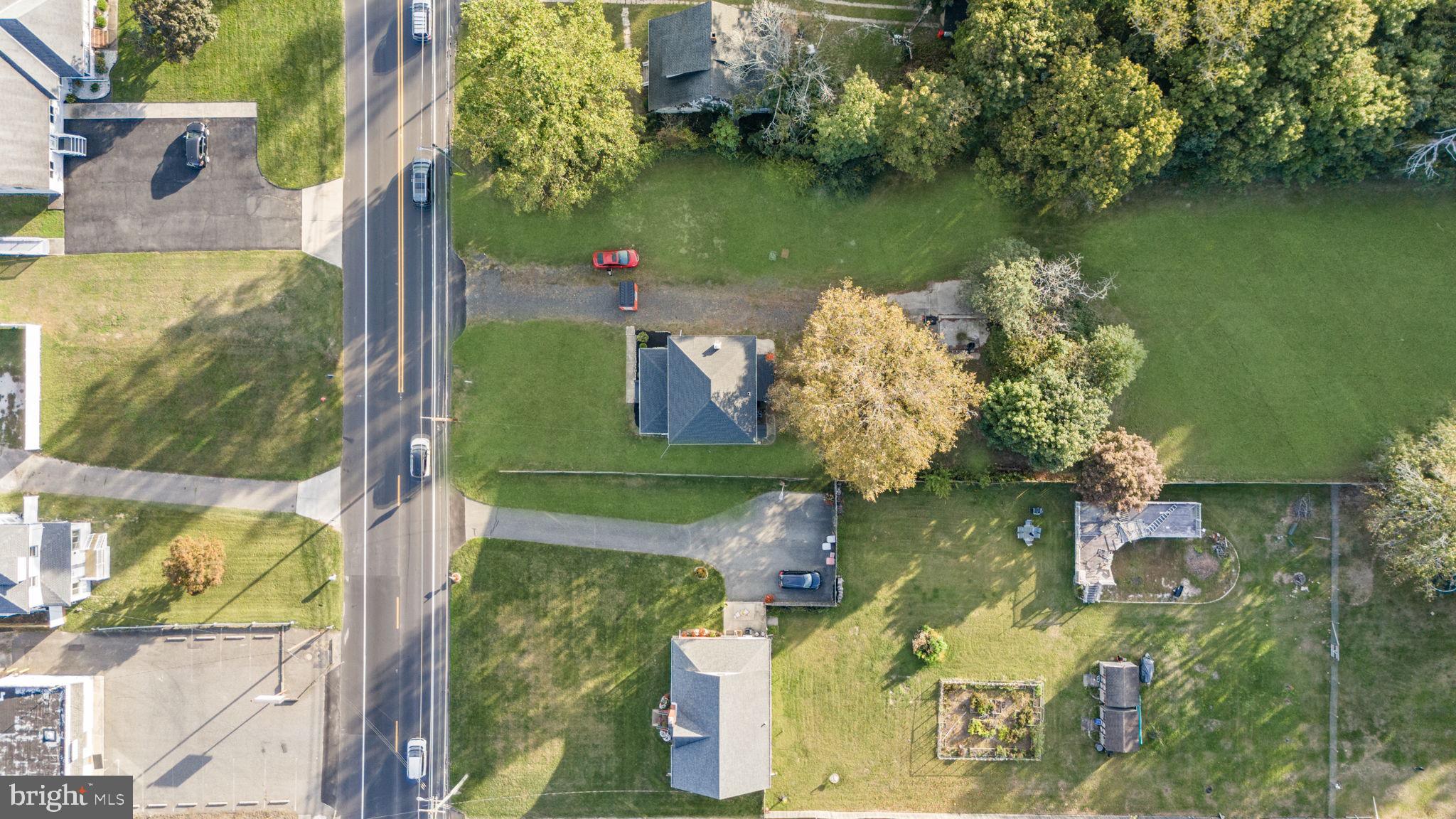 2652 South Main Road Vineland, NJ 08360 - Photo 40 of 44 an aerial view of a house a yard and a fountain