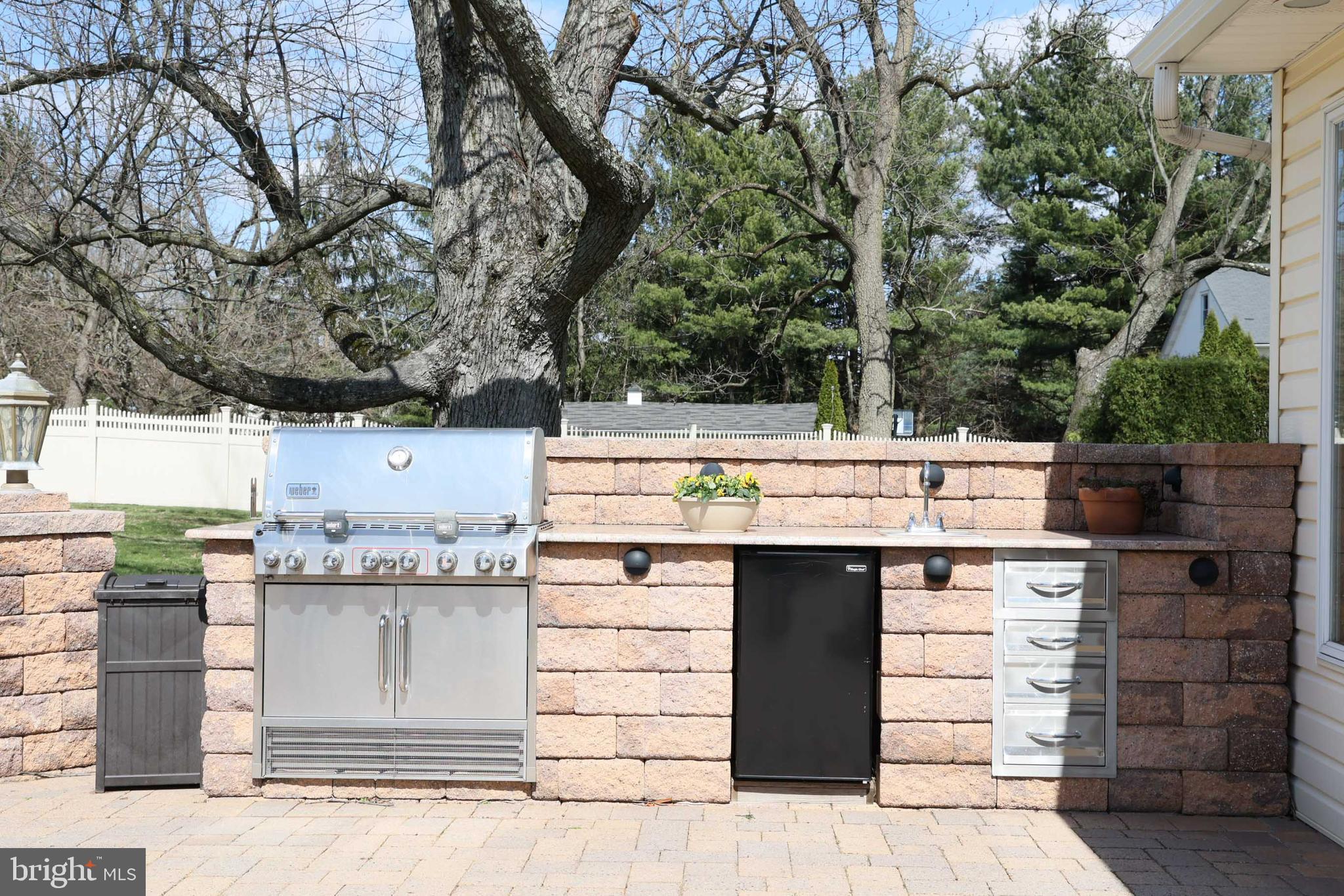 1251 Valley Forge Road Norristown, PA 19403 - Photo 9 of 40 Fully equipped outdoor kitchen