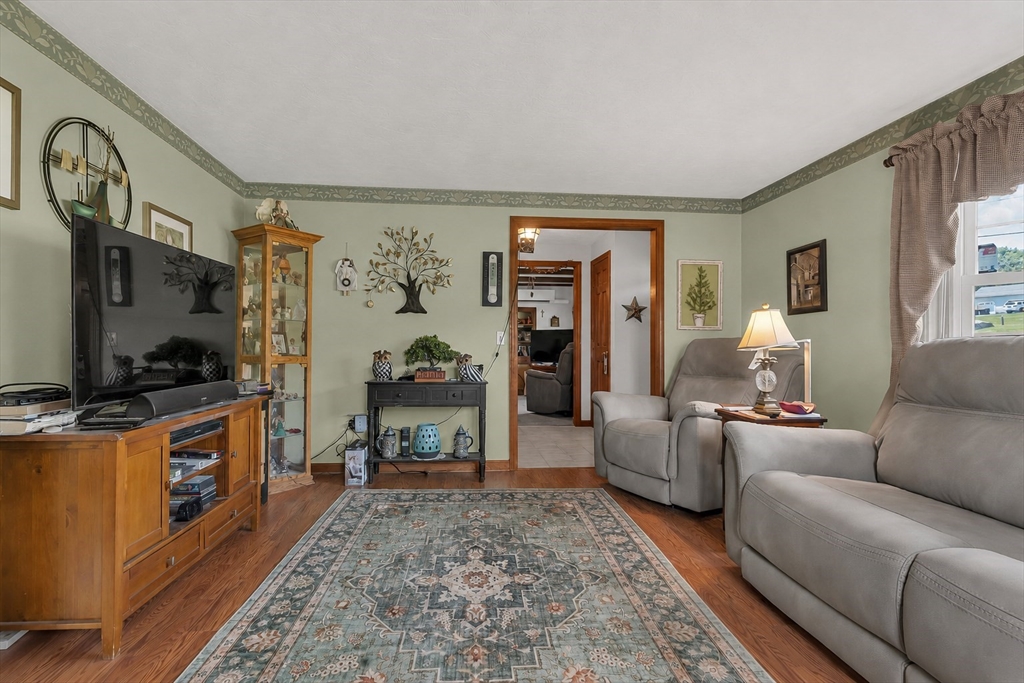 31 Fox Run Road Bellingham, MA 02019 - Photo 13 of 42