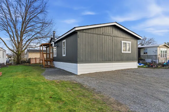 $129,500 | 11705 North Wilson Street, Unit D28, Mead, WA 99021