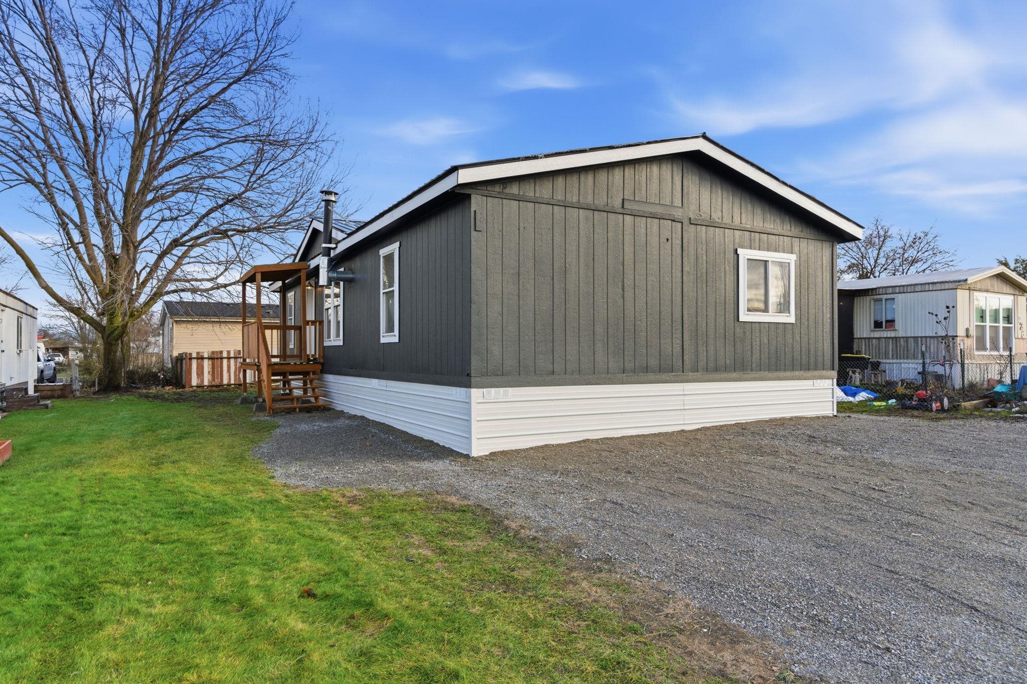 11705 North Wilson Street, Unit D28 Mead, WA 99021 - Photo 1 of 42